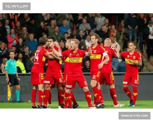 斯图加特边中结合战术对阵霍芬海姆防守反击 斯图加特边中结合战术对阵霍芬海姆防守反击